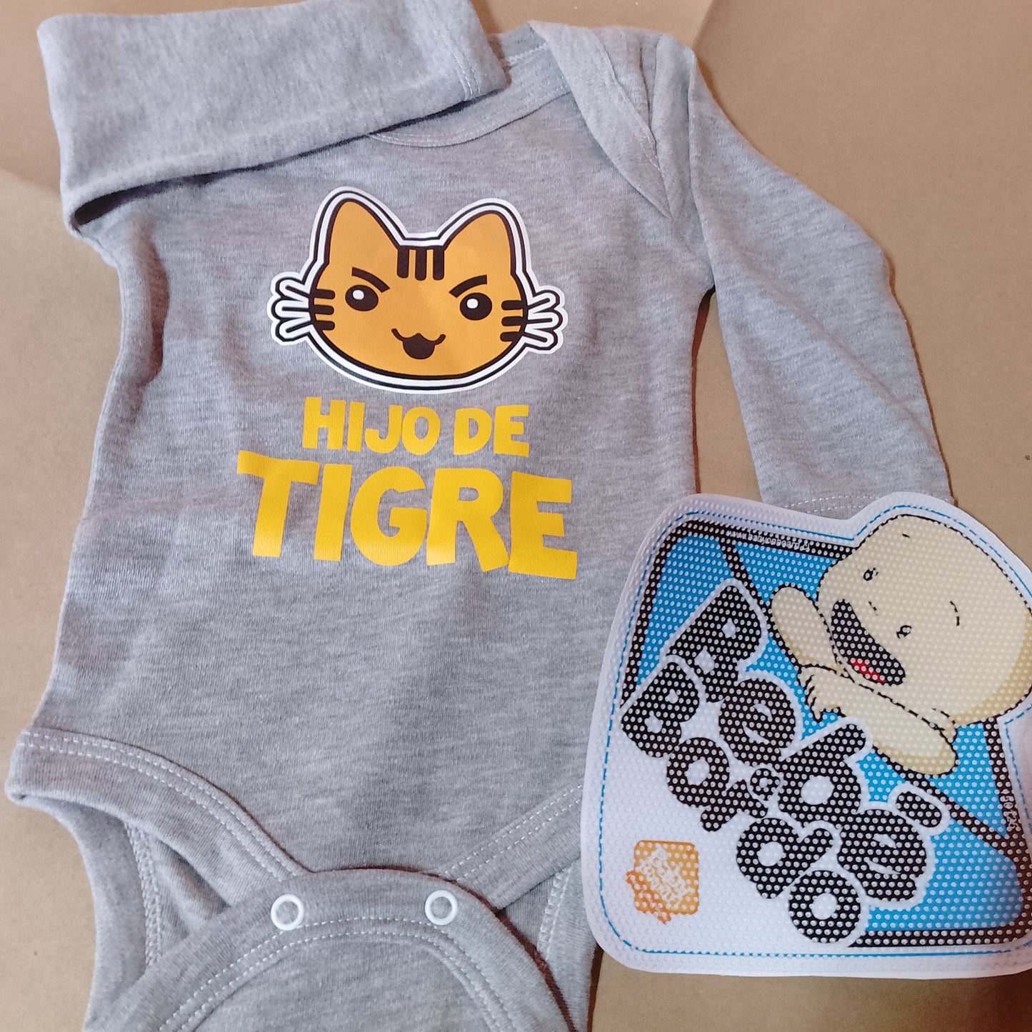Día papá body + letrero W.vision Hijo de tigre